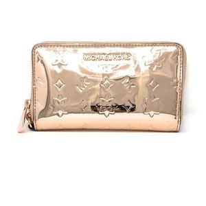 Michael Kors Wristlet ✨🌟✨